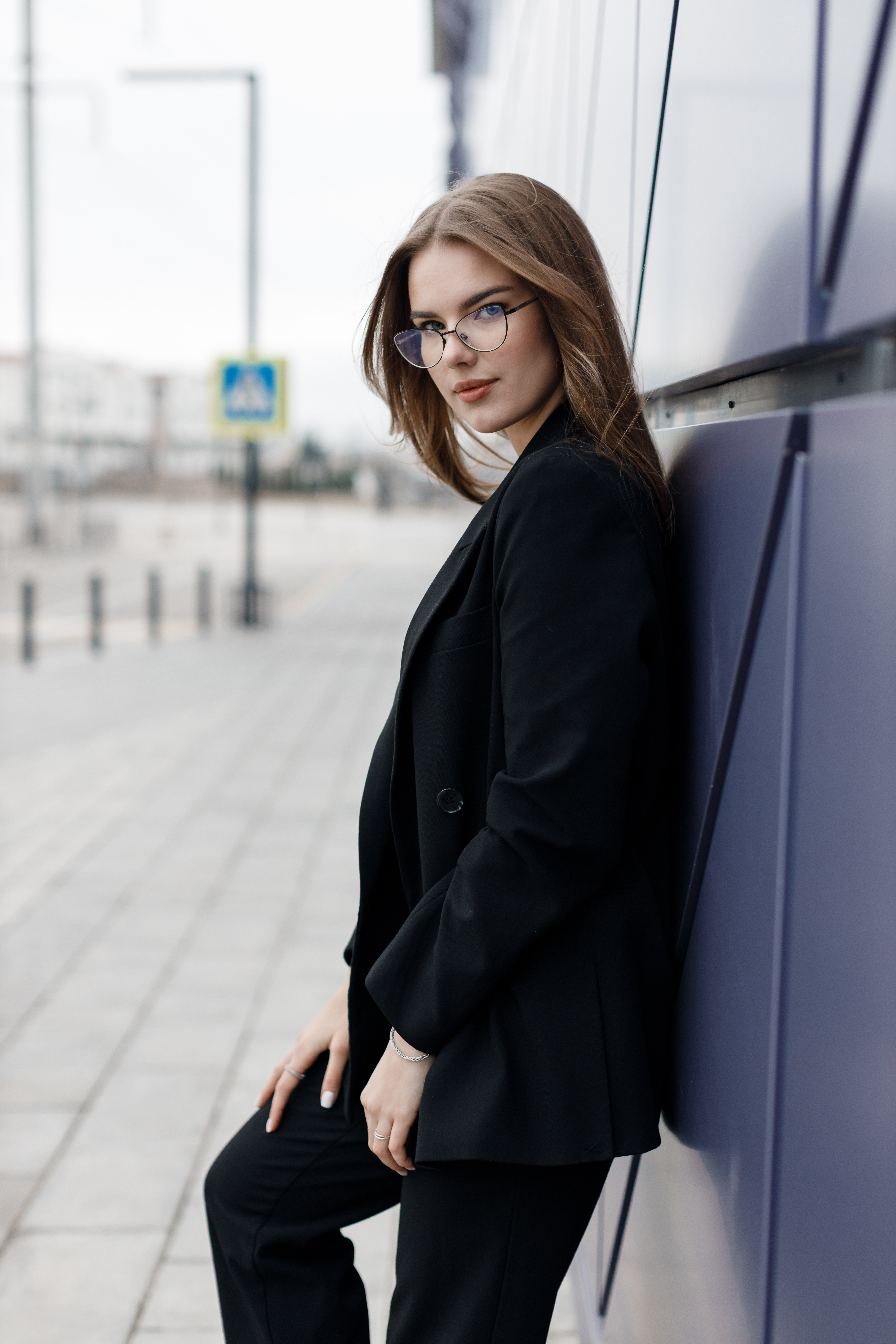 young-woman-portrait-outdoor-black-wear.jpg